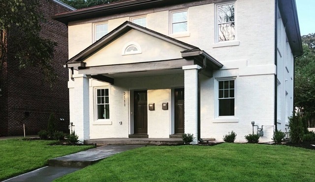 Historic Dilworth Townhome