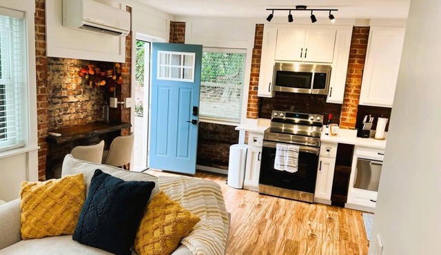 Historic Summerville Condo