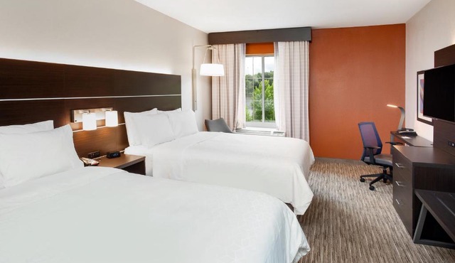 Holiday Inn Express Haskell-Wayne Area by IHG