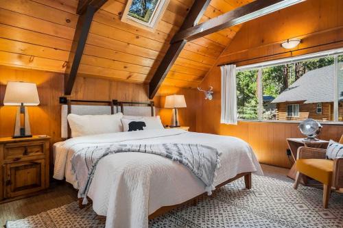 Honey Bear Cabin