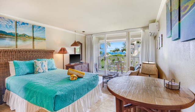 Islander on the Beach 201 Ocean & Garden Views | Studio with AC