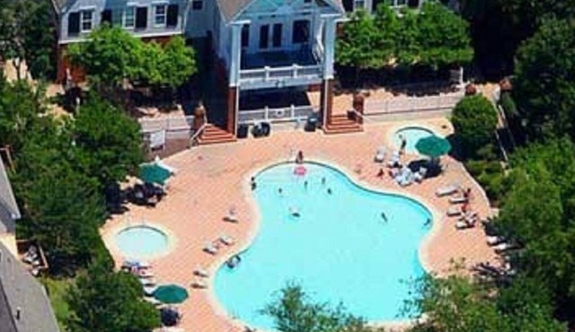 King's Creek Resort. Next to Water Country. Minutes to Busch Gardens. 2BR/2BA