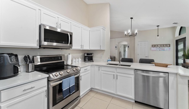 Kissimmee/20 mins to Disney/Private Heated Pool