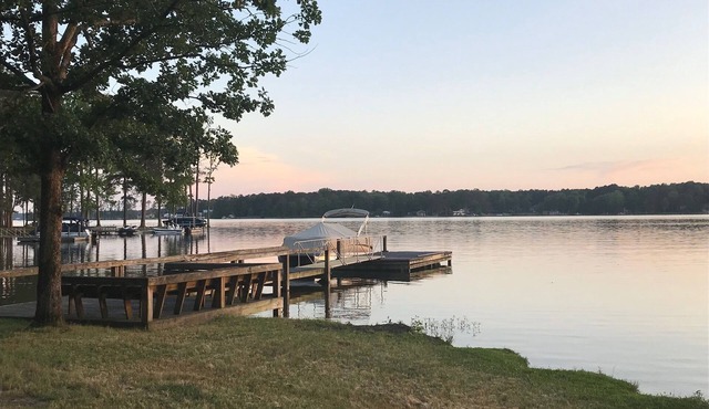 Lake front with gorgeous views. Great family retreat.