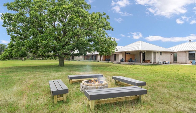 Lakeside Getaway: Pool, Games, Hot Tub, More!