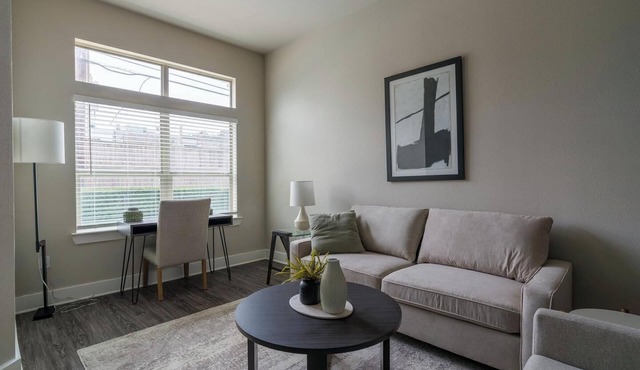 Landing | Amazing 1BD, Gym, Clubhouse