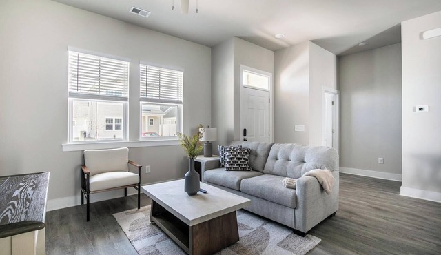 Landing | Amazing 2BD, Gym