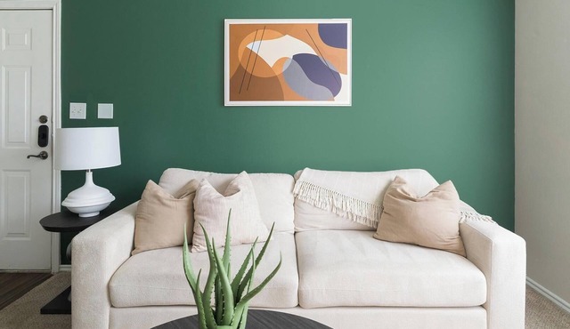 Landing | Beautiful 1BD in Copperfield