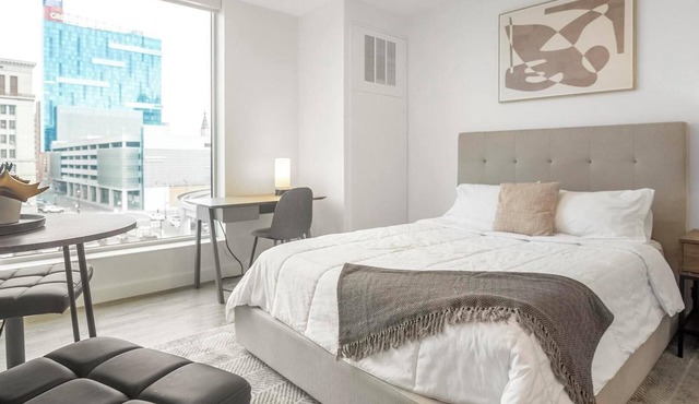 Landing | Beautiful Studio, Gym, Clubhouse