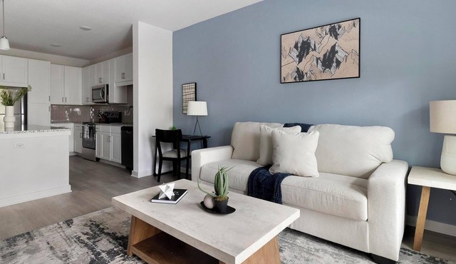 Landing | Beautiful 1BD, Clubhouse, Gym