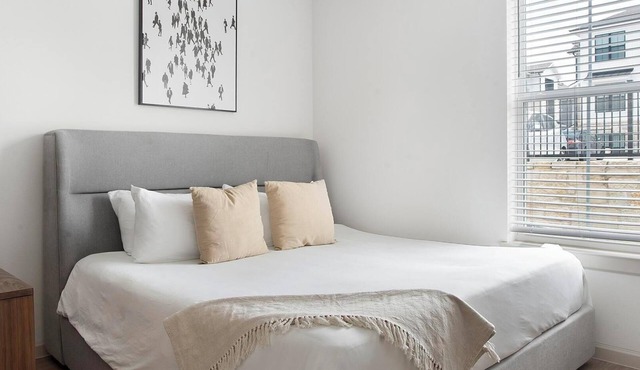 Landing | Beautiful 1BD, Gym, Clubhouse
