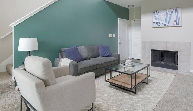 Landing | Chic 2BD, Pool, Gym