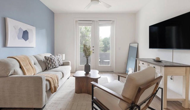 Landing | Incredible 1BD, Gym, Clubhouse