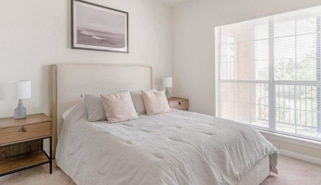 Landing | Incredible 2BD, Pool, Game Room