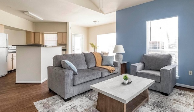 Landing | Incredible 2BD, Gym, Pool