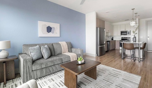 Landing | Modern 1BD, Gym, Pool