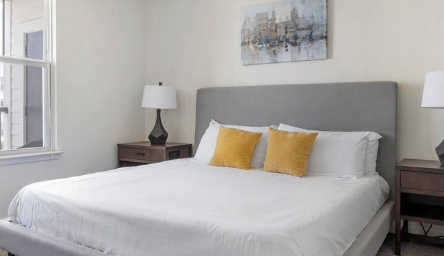 Landing | Spectacular 1BD, Rooftop Lounge, Gym