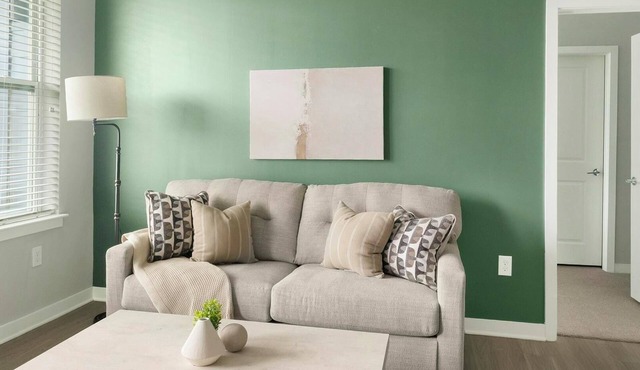 Landing | Spectacular 2BD, Gym