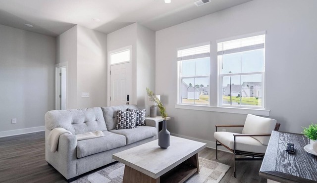 Landing | Spectacular 2BD, Gym