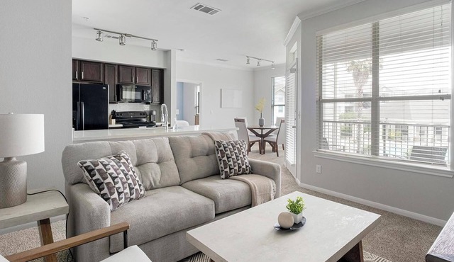 Landing | Spectacular 2BD, Gym, Game Room