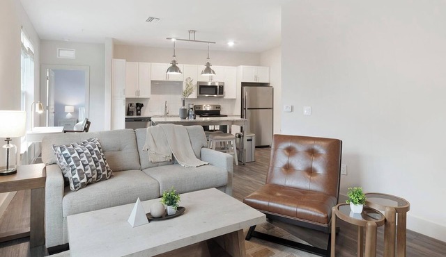 Landing | Spectacular 2BD, Game Room, Gym