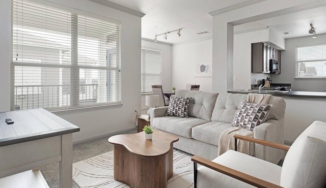 Landing | Stunning 2BD, Game Room, Clubhouse