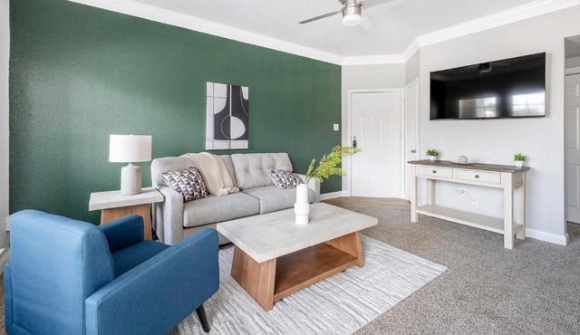 Landing Stylish 1BD Clubhouse