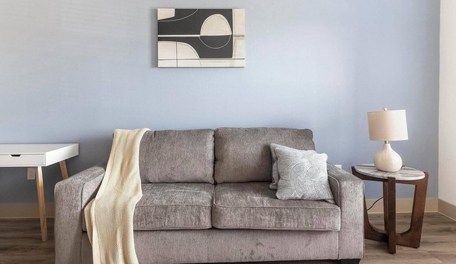Landing | Stylish 1BD, Gym, Yoga Studio