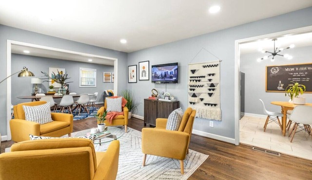 Large and Luxurious Modern Reno 10 min from DT ATL