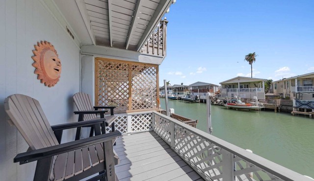 Lazy Days Sea Cottage - Waterfront, Pools, Golf
