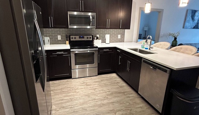 Luxury Boutique Apt in Uptown Charlotte- 2 Bedroom, 2 Bathroom