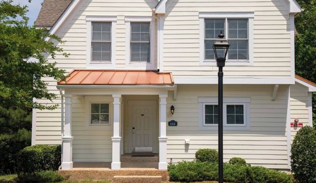 Luxury Estates - King's Creek Resort-Williamsburg, Va. A Home Away From Home.