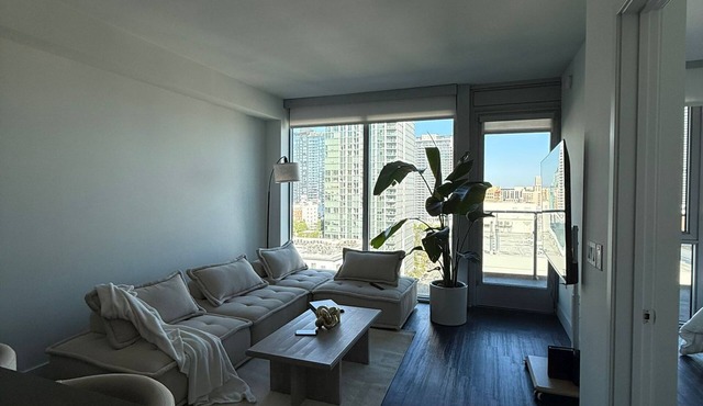 Luxury Skyline in the heart of DTLA