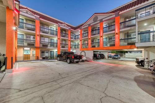 Lyfe Inn & Suites by AGA - Sun Valley