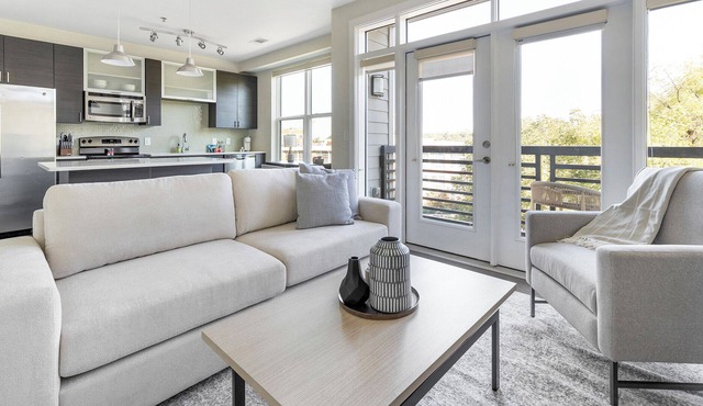 Modern Apartment in Prime Location (ID9667X61)