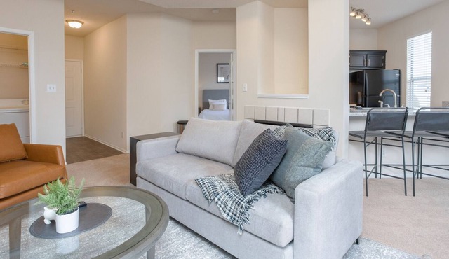 Modern Apartment in Prime Location (ID1735X20)