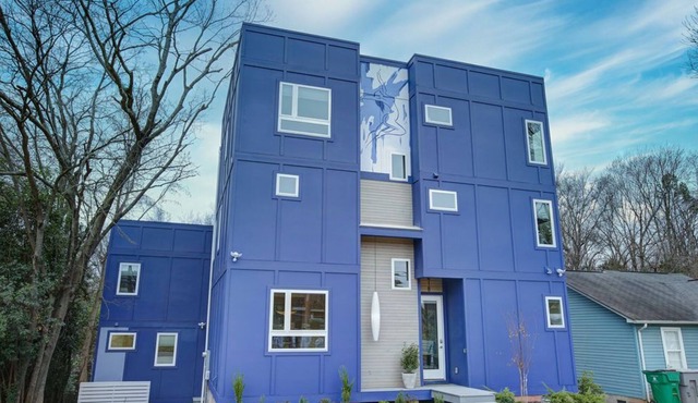 Modern Luxury/Walk to NoDa/Great for larger groups
