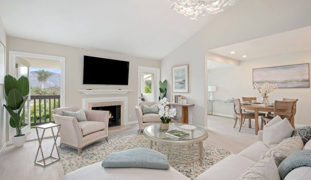 Montecito Penthouse, 2 + 2, walk to Butterfly Beach & Coast Village Road
