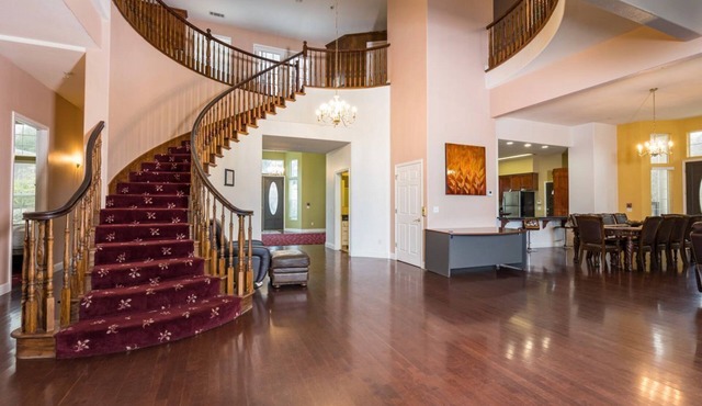 Mountain Trail Lodge & Vacation Rentals