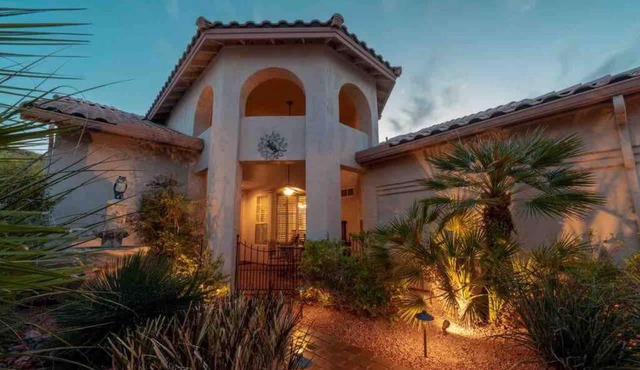 Mountain View Hideaway with Heated Pool in Phoenix