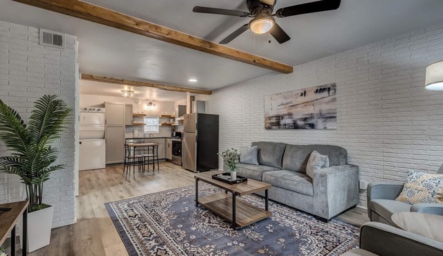Near Boomer Lake & OSU - Relaxing Retreat