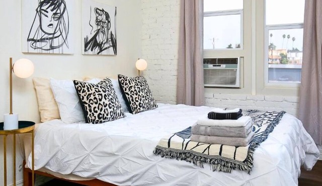 Near DTLA! Nice & Cozy Studio for 2!