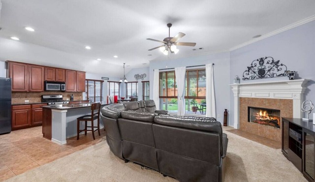 NW Houston 4BR Sleeps 9 | Single-Story, Foosball, Covered Patio, Fenced Yard