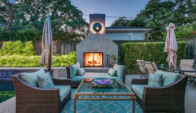 Oasis in the Heart of the City - Private Pool, Spa, & Wood-burning Fireplace