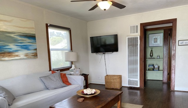 Oceanside Beach Comfortable Cottage