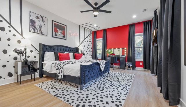 Once Upon a Gem | Disney-Inspired 6BR | Hot Tub, Game Room, Sleeps 14