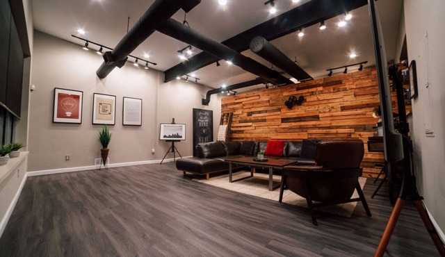 Open Concept Downtown Farmington Industrial Space.