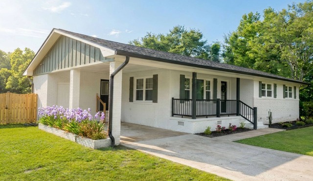 Peaceful 3BR Country Retreat w/Fire Pit 20 Min to Beach