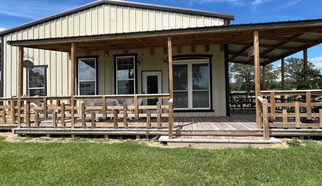 Peaceful country property in Canton. Located 4 miles from 1st Monday east gate