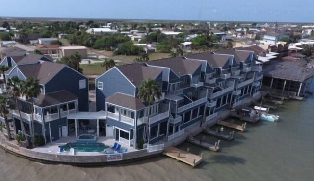 Pelican Point #6 -Great Complex! Great Views! Cool off in the swimming Pool!